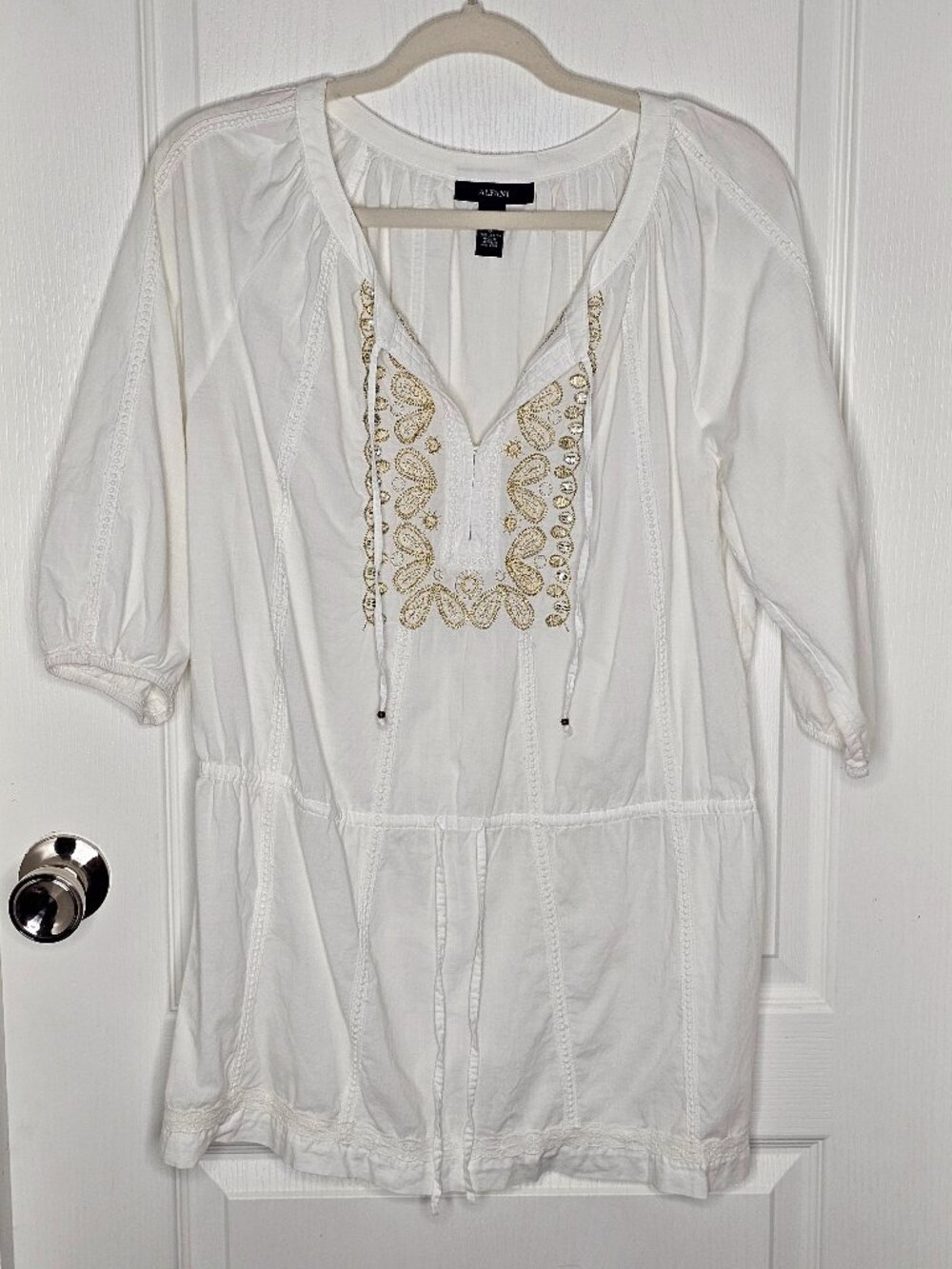 Alfani White Cotton Gold Embroidered Boho Tunic Top Size 8